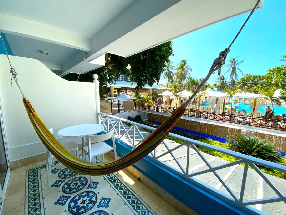 Hotel Las Americas Casa De Playa Cartagena Екстер'єр фото Hammock on a balcony